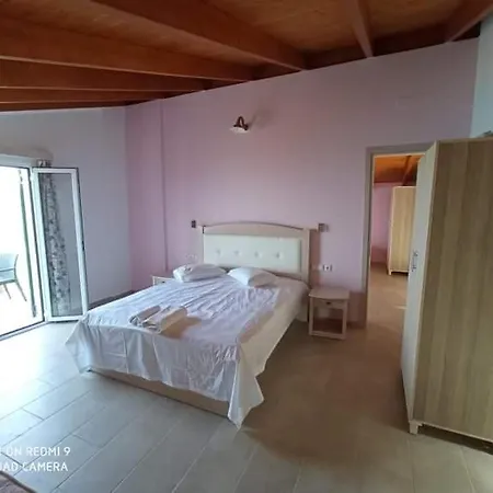 Agios Gerasimos Lourdata (Kefalonia)
