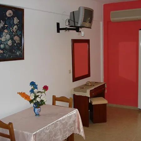 Agios Gerasimos شقة